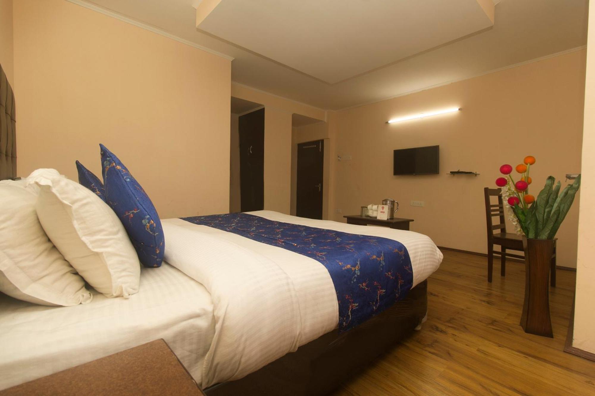 Collection O Hotel Shantiniketan Гангток Экстерьер фото