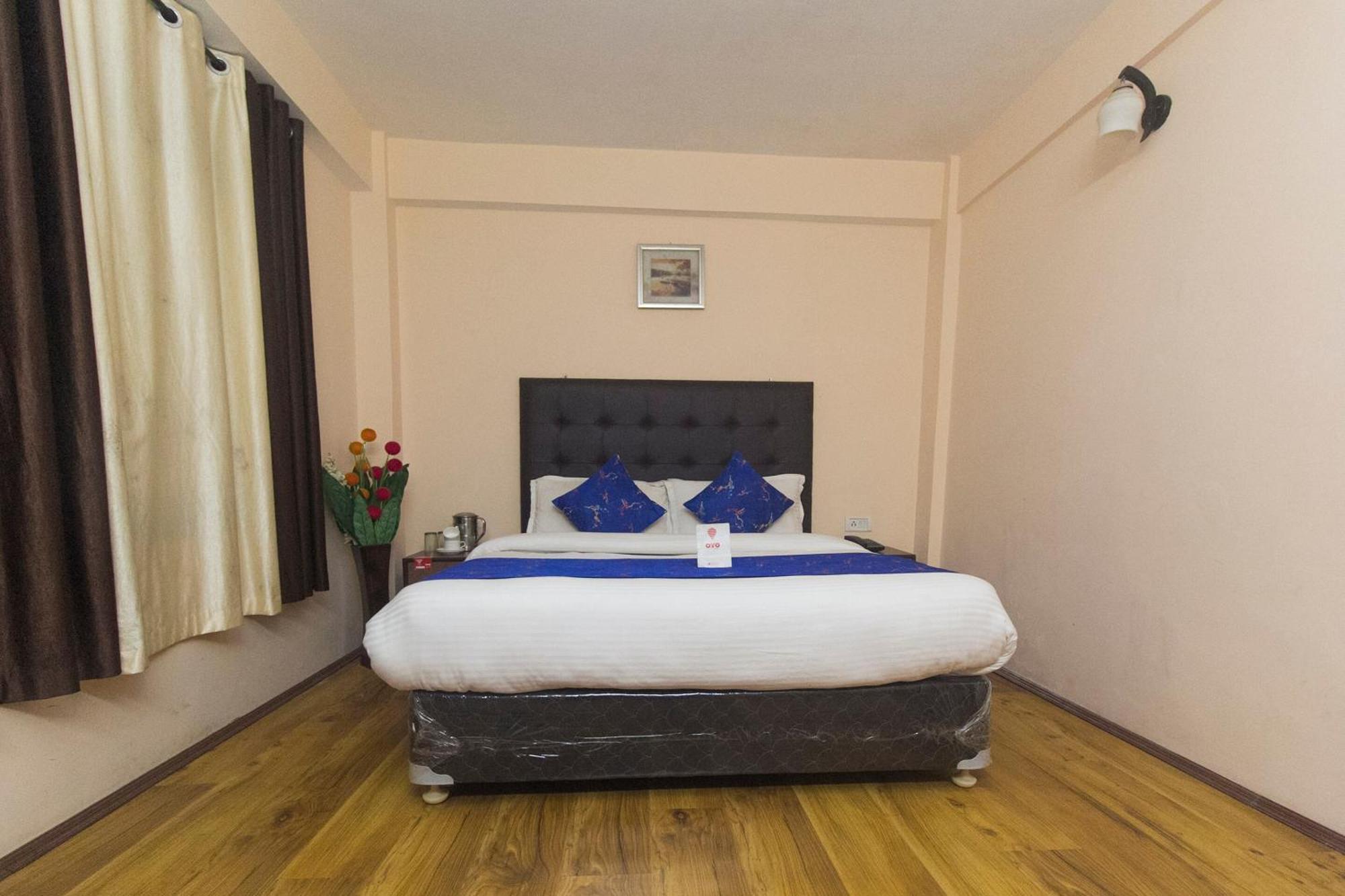 Collection O Hotel Shantiniketan Гангток Экстерьер фото